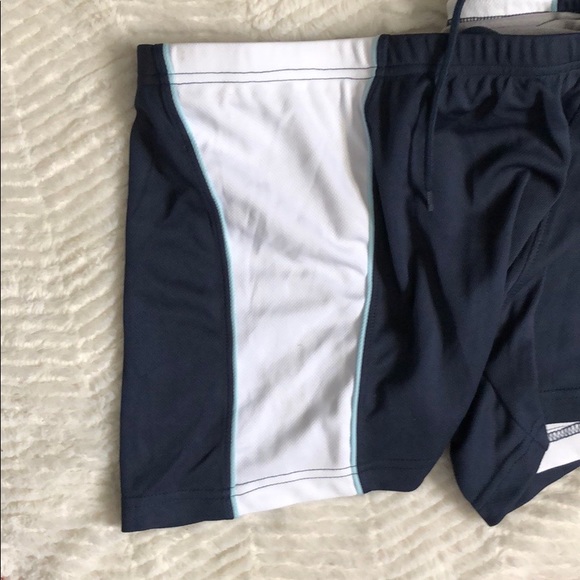 Reebok athletic shorts - Picture 2 of 2